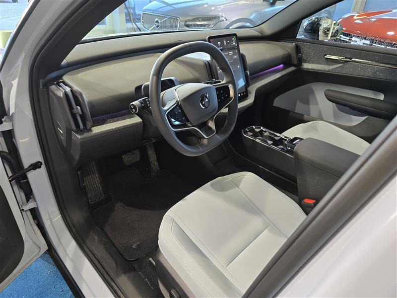 Volvo EX30 SINGLE EXTENDED RANGE ULTRA.