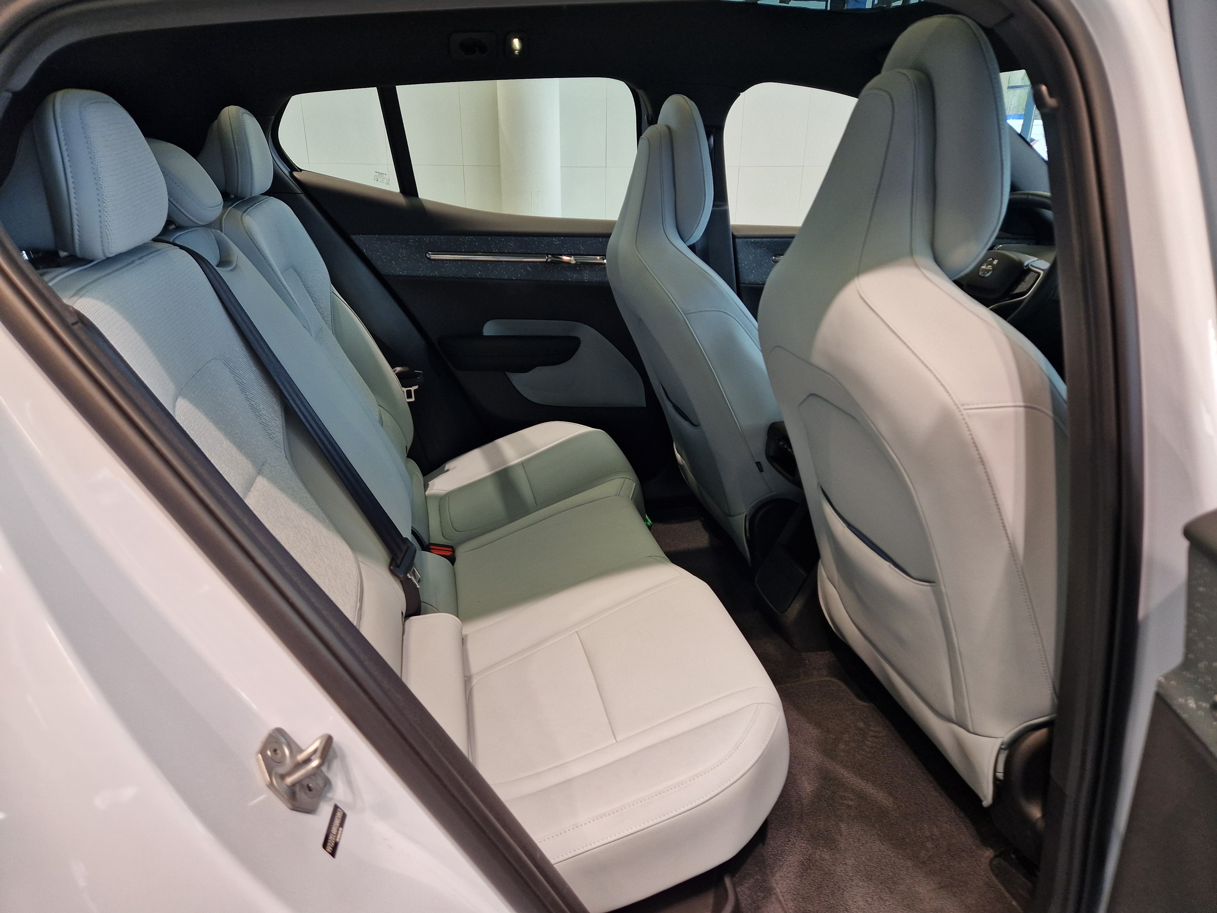 Volvo EX30 SINGLE EXTENDED RANGE ULTRA