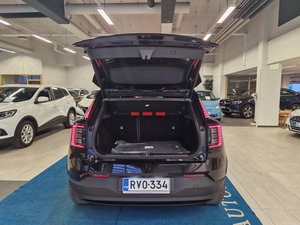 Volvo EX30 SINGLE EXTENDED RANGE PLUS. TAKUU 24KK/40TKM.