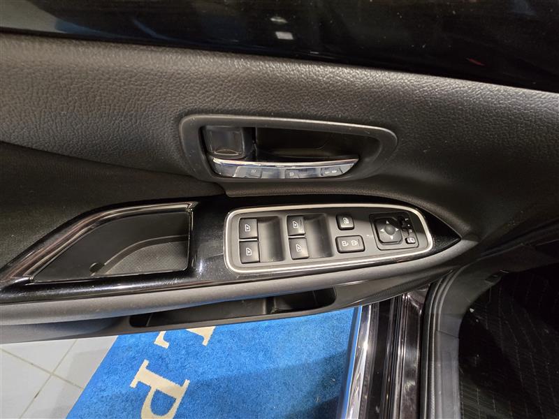 Mitsubishi OUTLANDER PHEV ACTIVE 4WD 5P