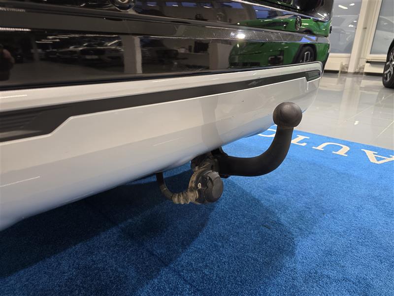 Mitsubishi OUTLANDER PHEV ACTIVE 4WD 5P