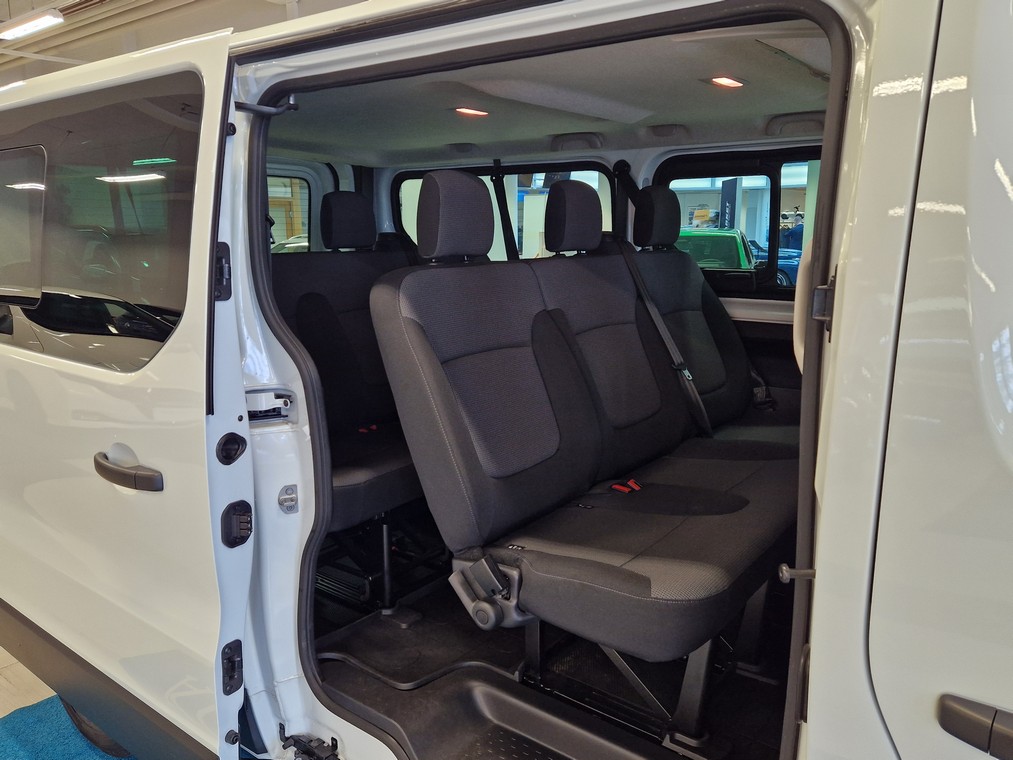 Renault TRAFIC COMBI BLUE DCI 150 EDC-AUT. L2H1