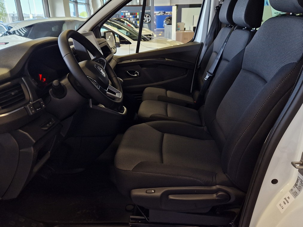 Renault TRAFIC COMBI BLUE DCI 150 EDC-AUT. L2H1