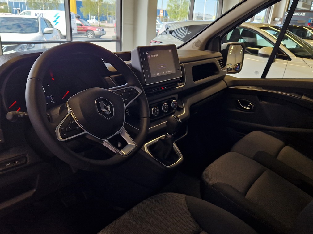 Renault TRAFIC COMBI BLUE DCI 150 EDC-AUT. L2H1