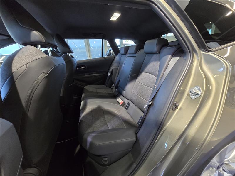 Toyota COROLLA TOURING SPORTS 2.0 HYBRID ANNIVERSARY EDITION