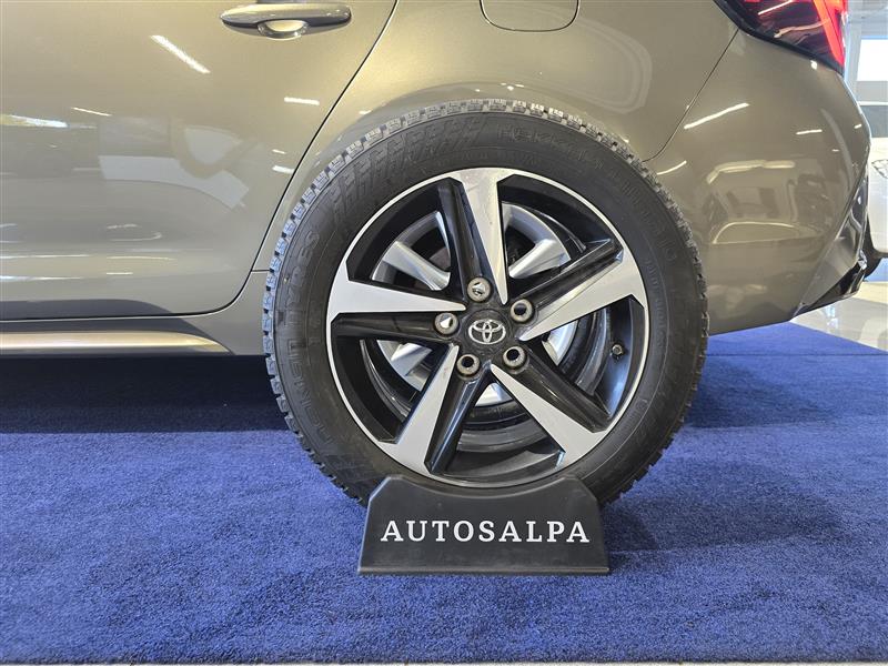 Toyota COROLLA TOURING SPORTS 2.0 HYBRID ANNIVERSARY EDITION
