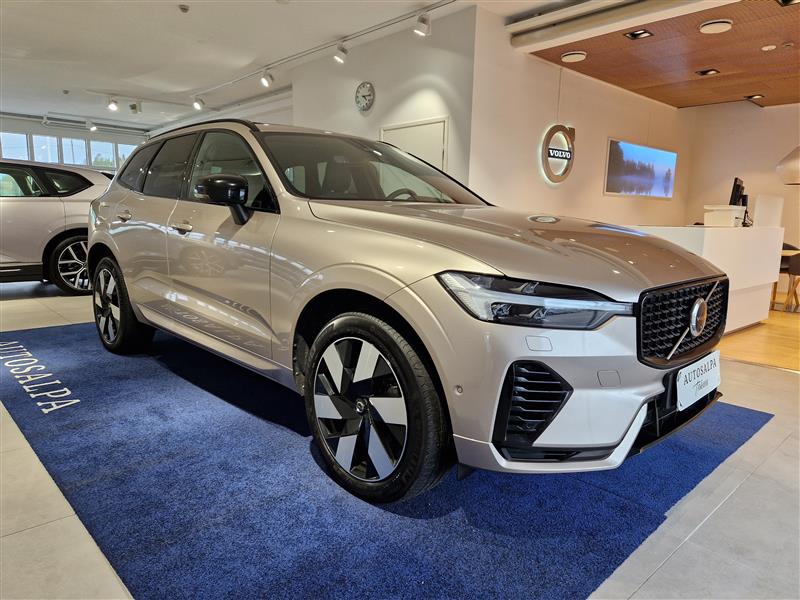 Volvo XC60 T8 AWD Long Range Ultra Dark 2025, bild 2/28