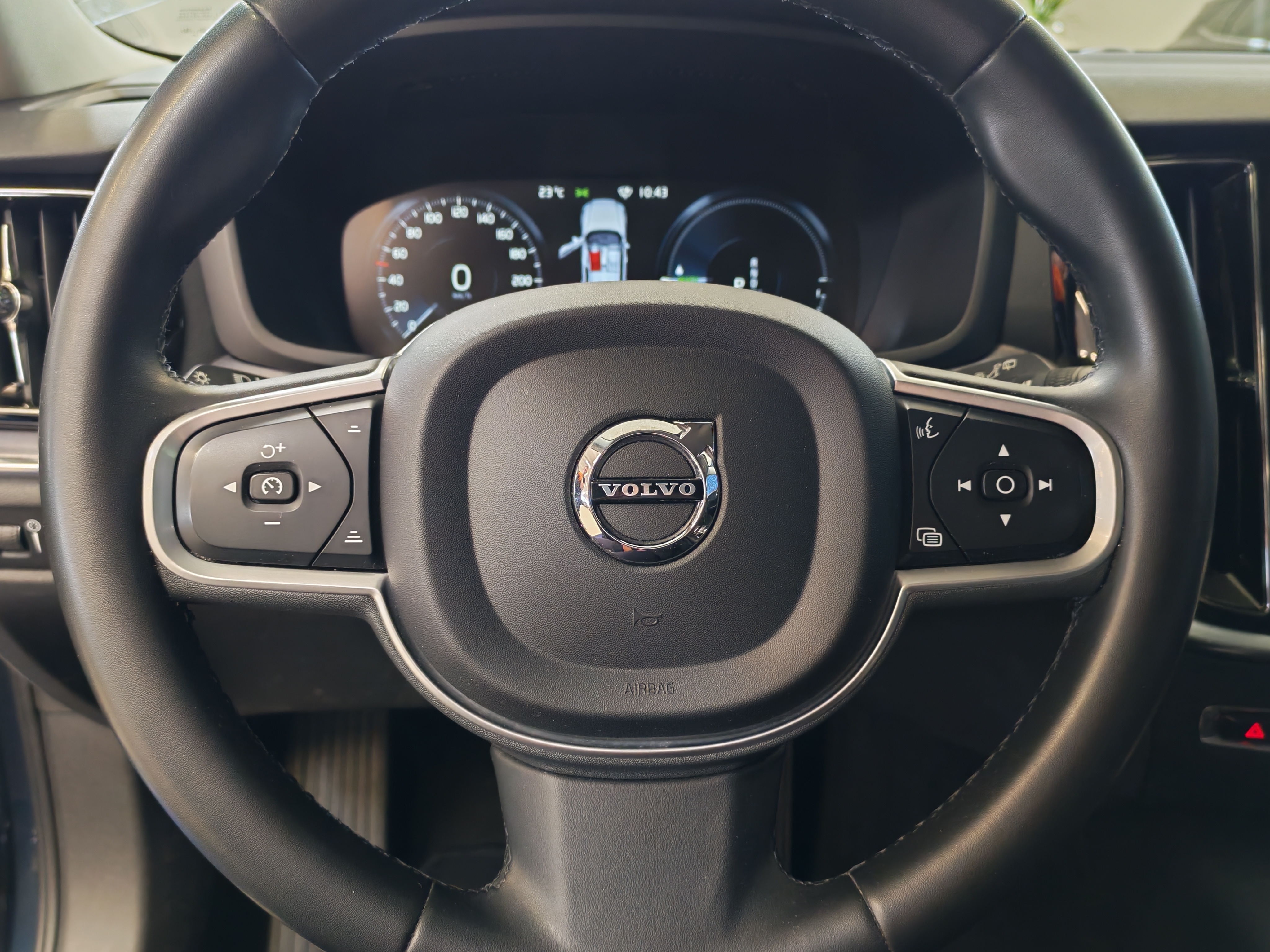 Volvo V60 2021, photo 7/18