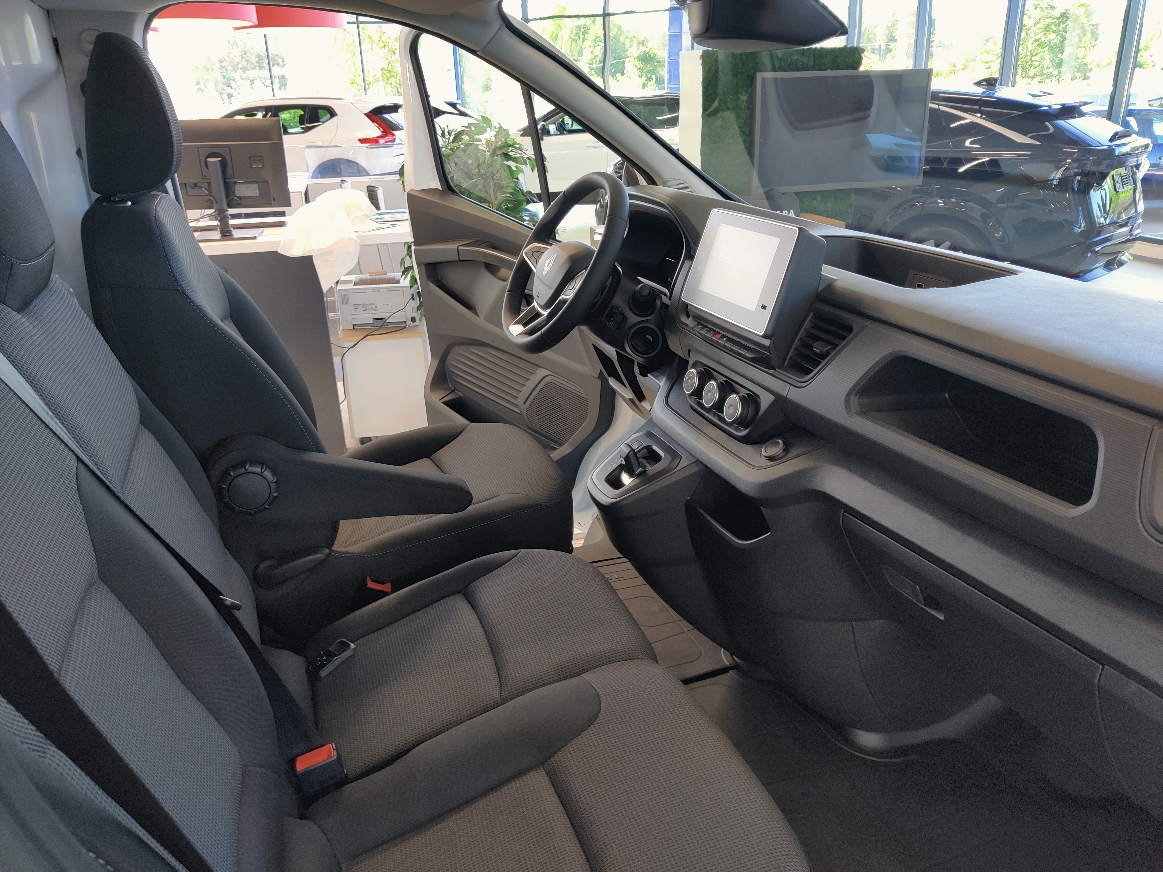 Renault TRAFIC BLUE DCI 150 EAG9 L2H1 6,7M3 NORDIC EDITION.