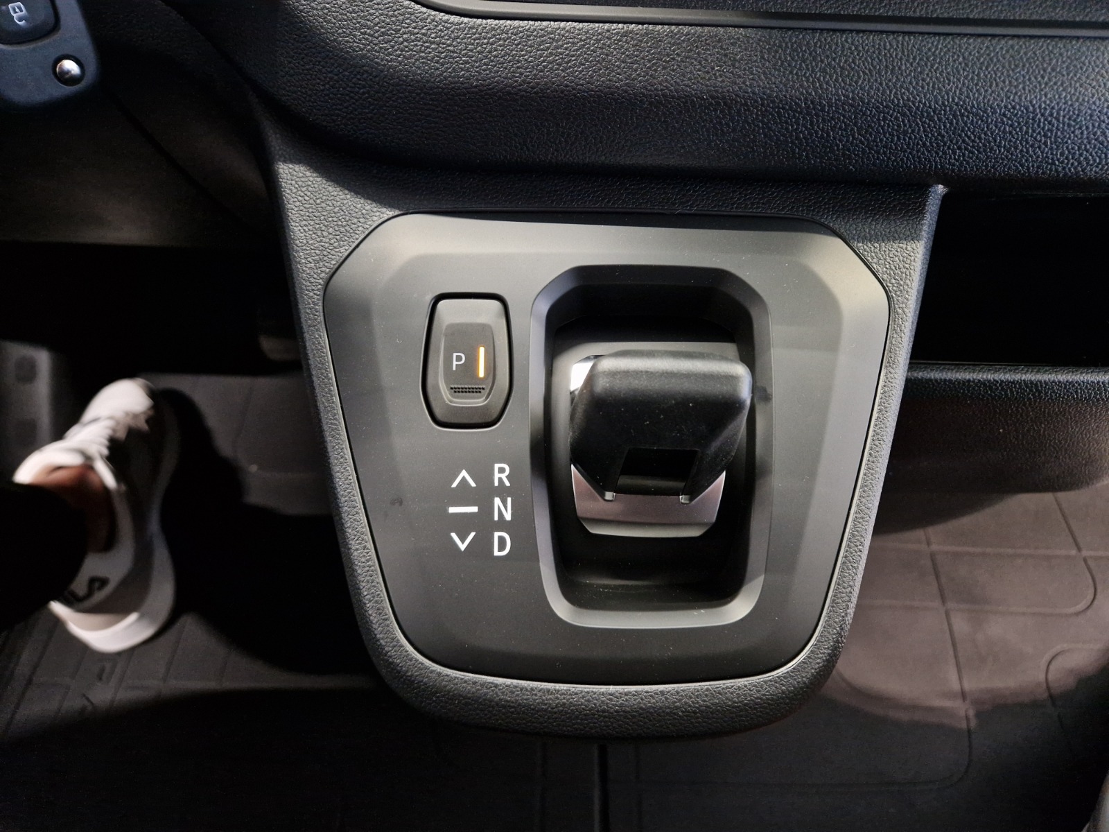 Renault TRAFIC BLUE DCI 150 EAG9 L2H1 6,7M3 NORDIC EDITION.