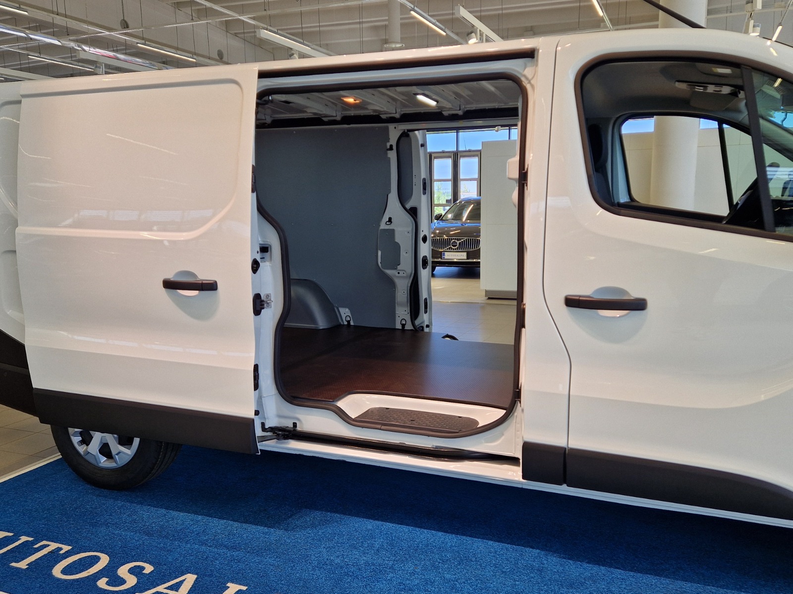 Renault TRAFIC BLUE DCI 150 EAG9 L2H1 6,7M3 NORDIC EDITION.