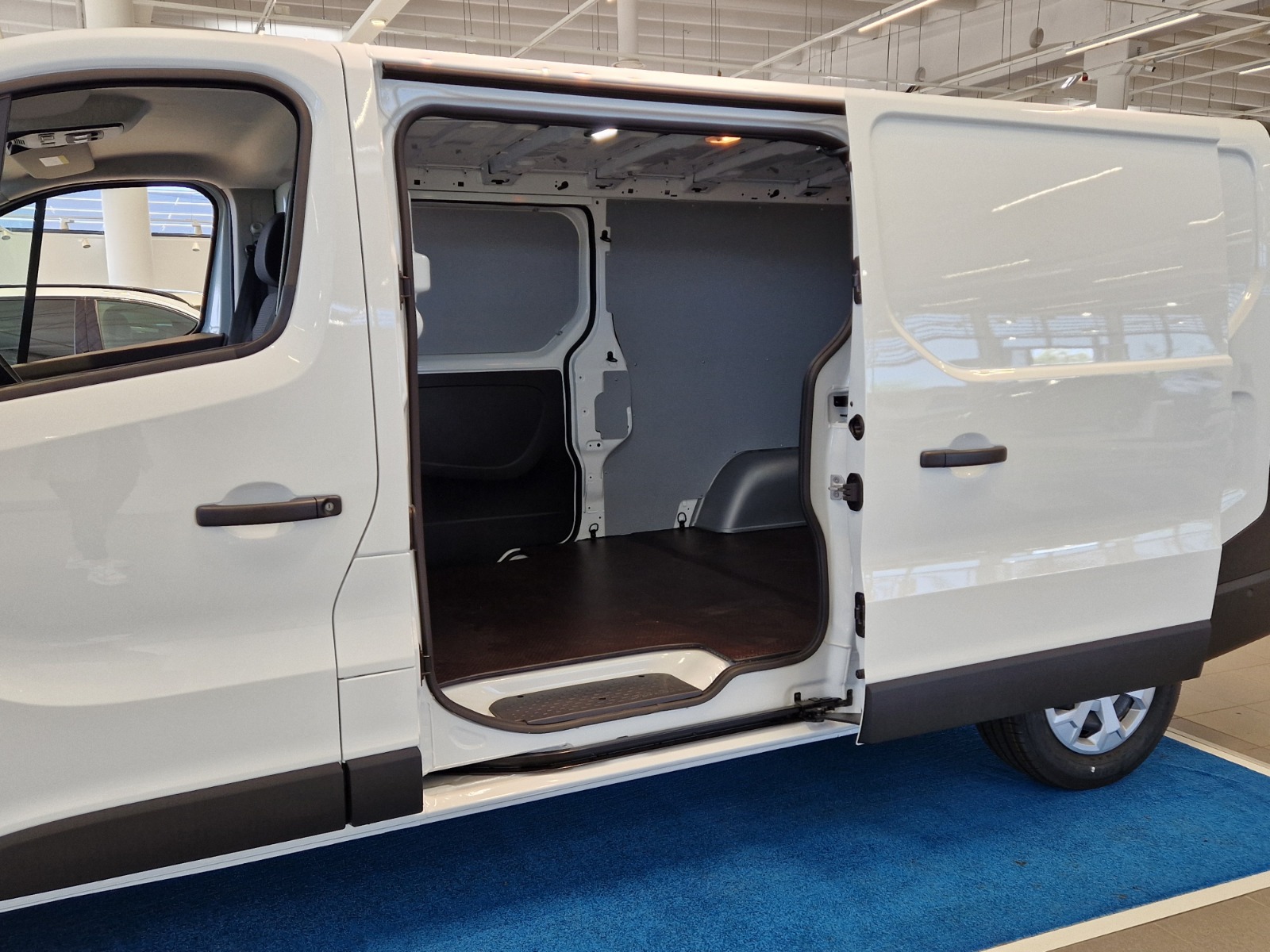 Renault TRAFIC BLUE DCI 150 EAG9 L2H1 6,7M3 NORDIC EDITION.