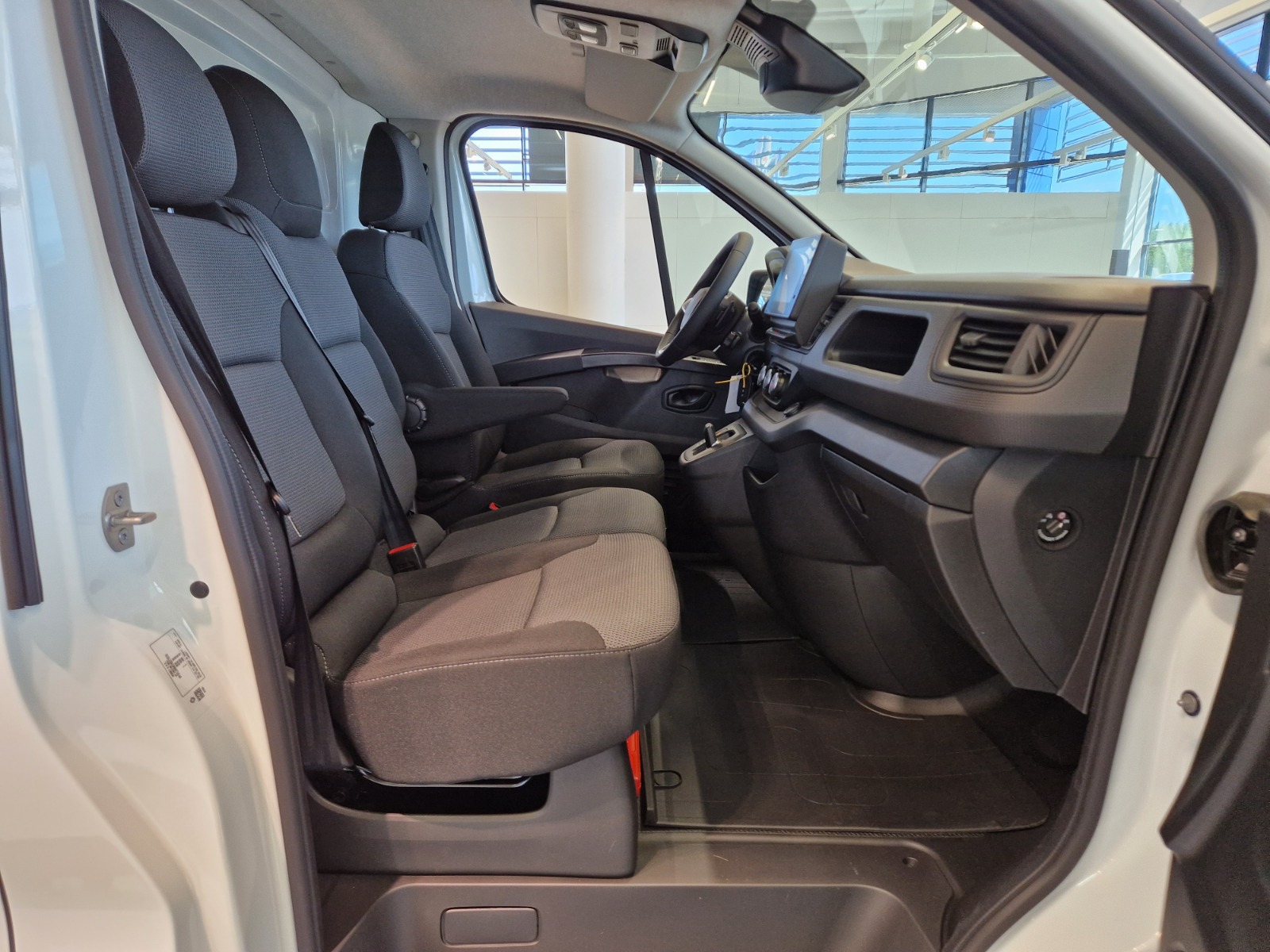 Renault TRAFIC BLUE DCI 150 EAG9 L2H1 6,7M3 NORDIC EDITION.