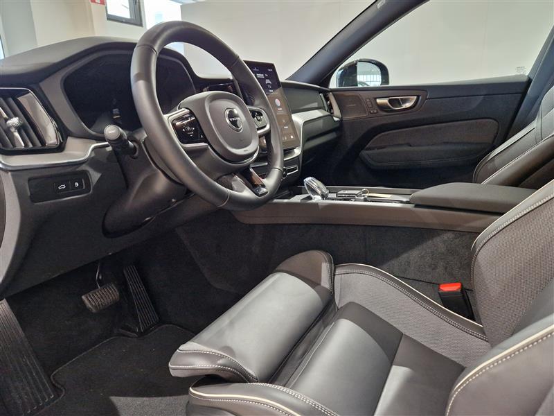 Volvo XC60 2026, bild 7/28