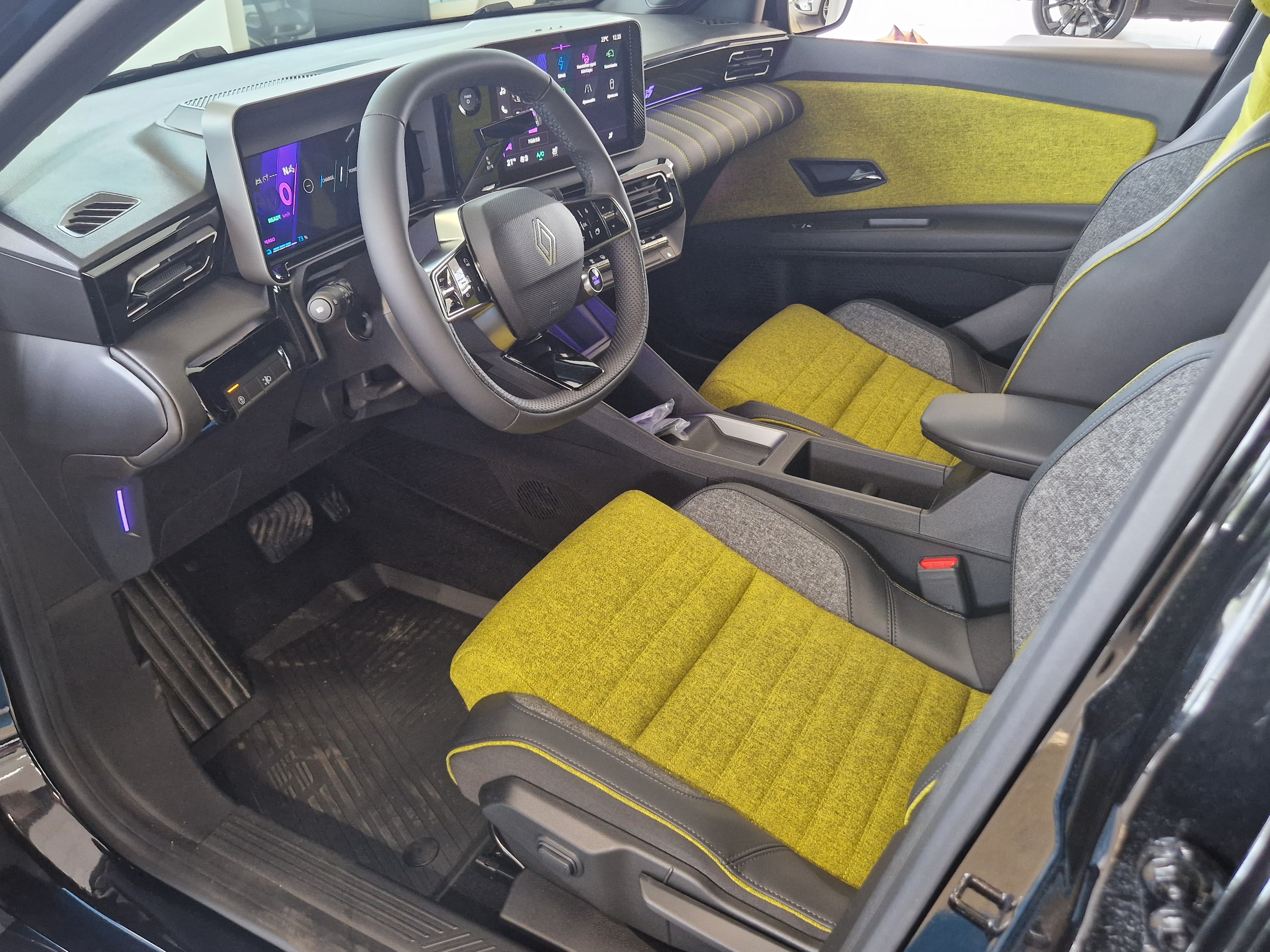 Renault 5 E-TECH ELECTRIC 150HV COMFORT RANGE ICONIC CINQ.