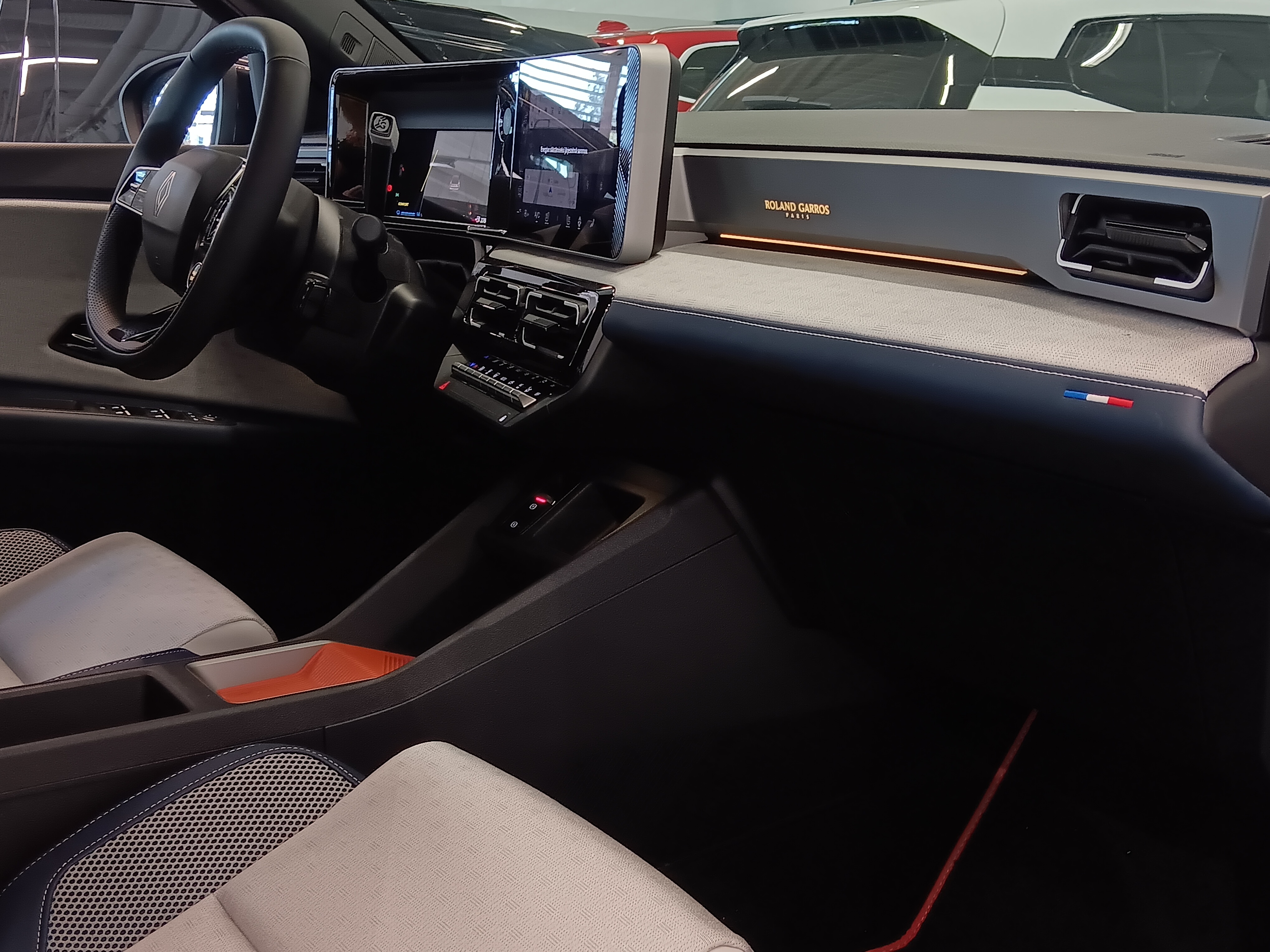 Renault 5 E-TECH ELECTRIC 150HV COMFORT RANGE ROLAND-GARROS.