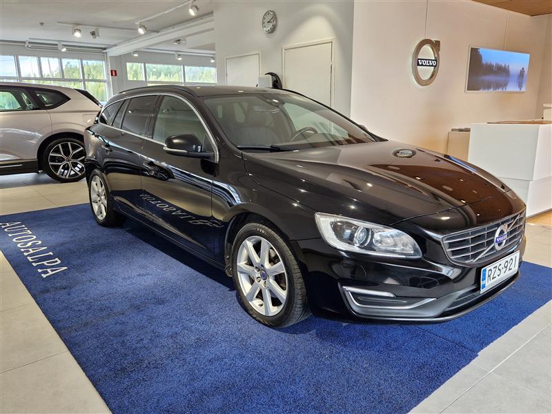 Volvo V60 T5 Bi-Fuel Momentum aut. 2018, kuva 2/22