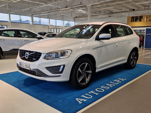 Volvo XC60 D4 AWD R-DESIGN AUT
