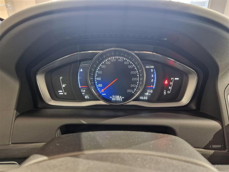 Volvo XC60 D4 AWD CLASSIC R-DESIGN AUT