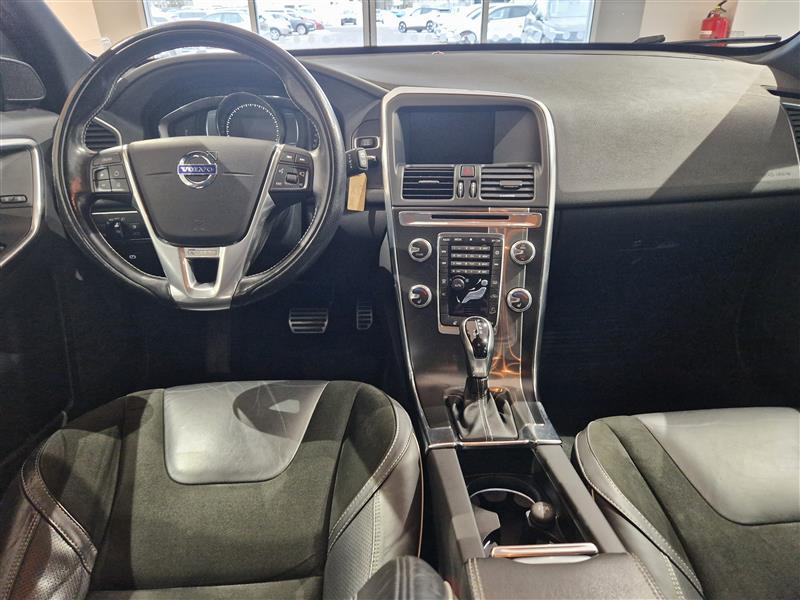 Volvo XC60 D4 AWD CLASSIC R-DESIGN AUT