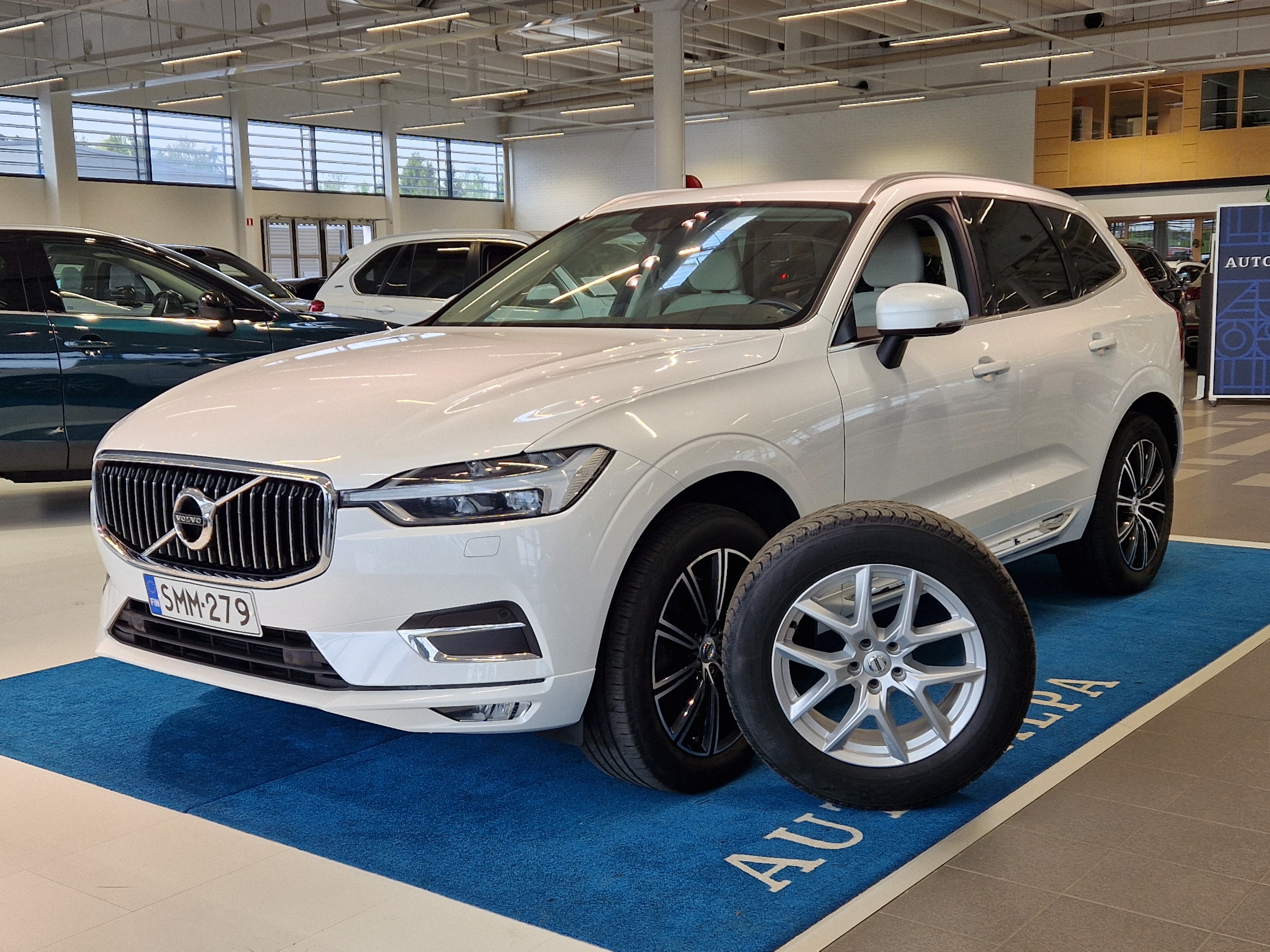 Volvo XC60 D4 AWD Inscription aut 2018, kuva 2/17