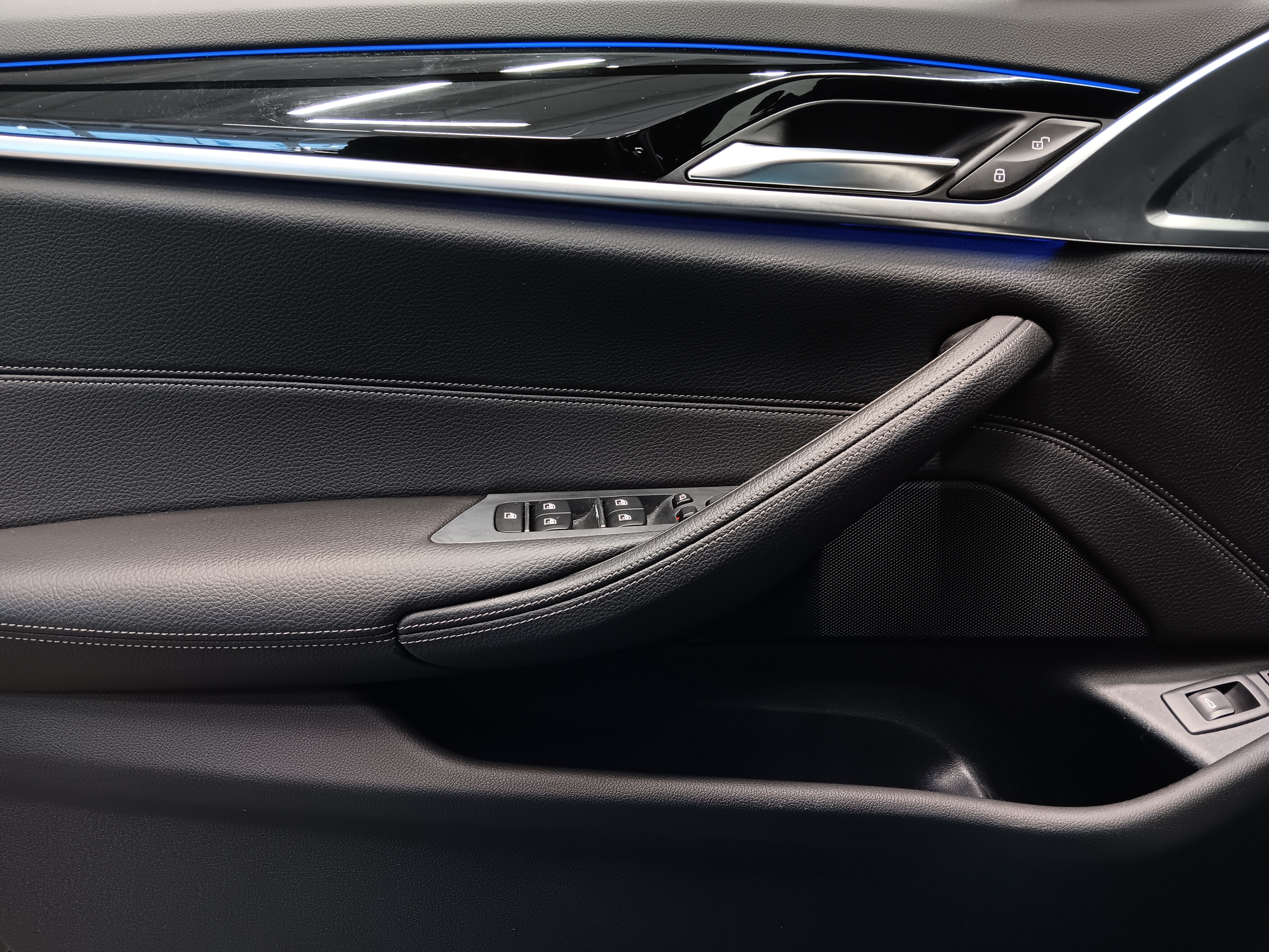 Bmw 530 G30 SEDAN 530E A IPERFORMANCE LAUNCH EDITION SPORT