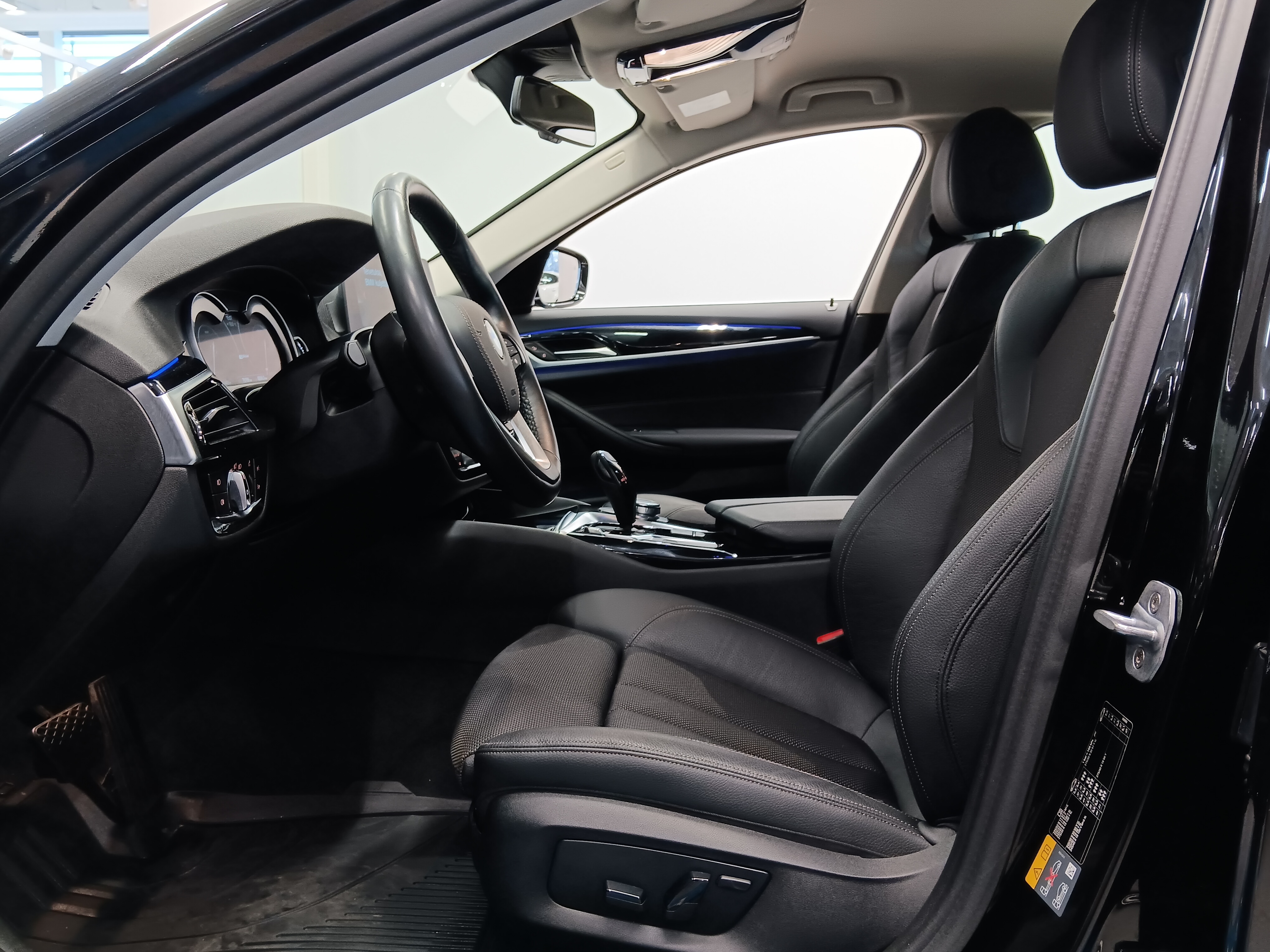 Bmw 530 G30 SEDAN 530E A IPERFORMANCE LAUNCH EDITION SPORT