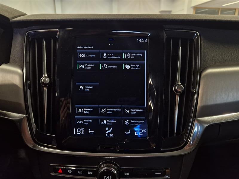 Volvo S90 D3 MOMENTUM AUT