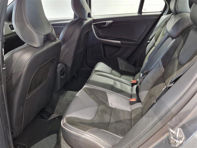 Volvo S60 D3 BUSINESS CLASSIC R-DESIGN AUT