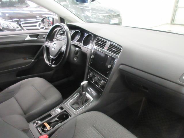 Volkswagen GOLF VARIANT COMFORTLINE 1,0 TSI 81 KW