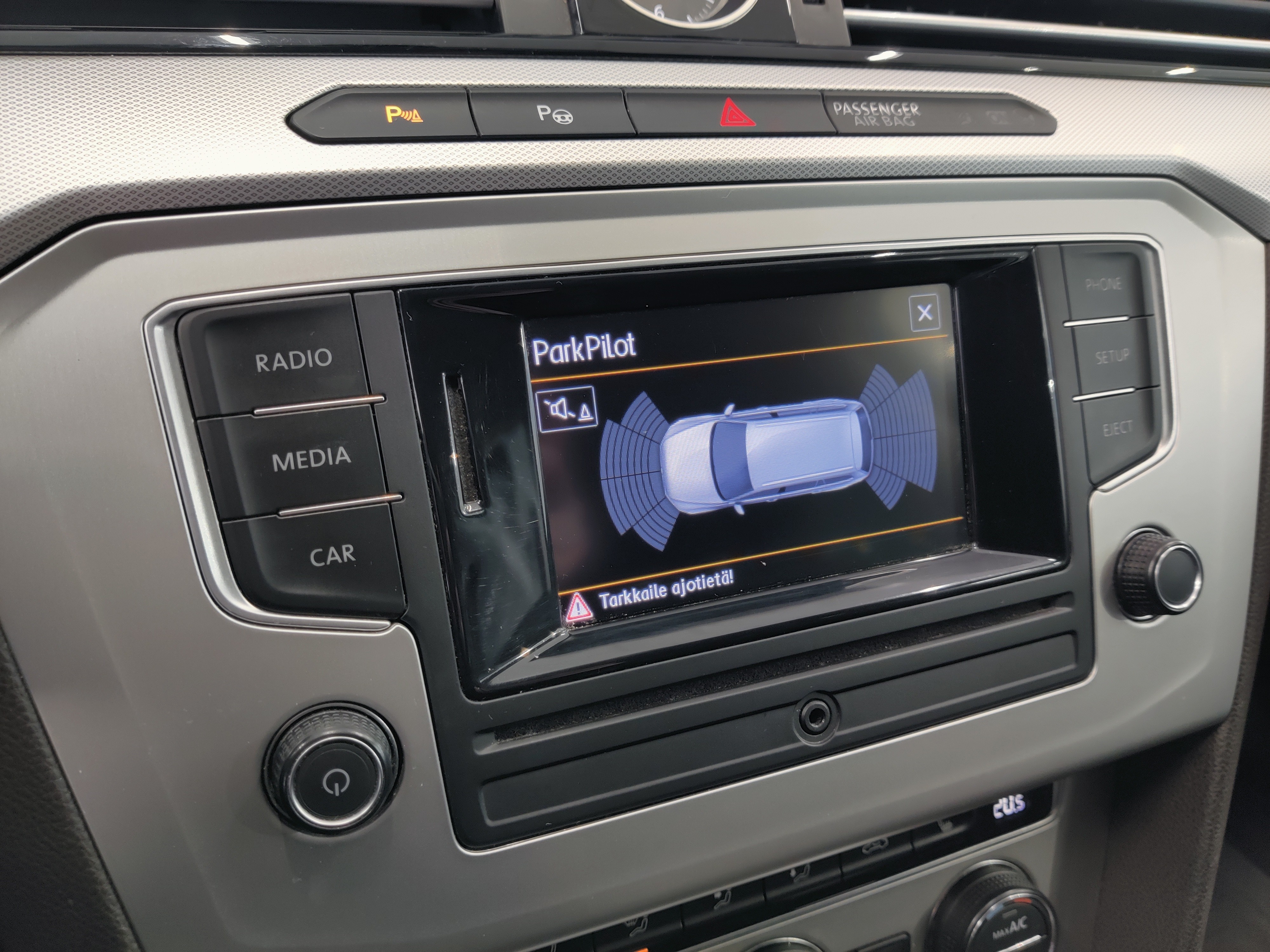 Volkswagen PASSAT VARIANT COMFORTLINE 1,6 TDI 88 KW (120 HV) DSG-AUT