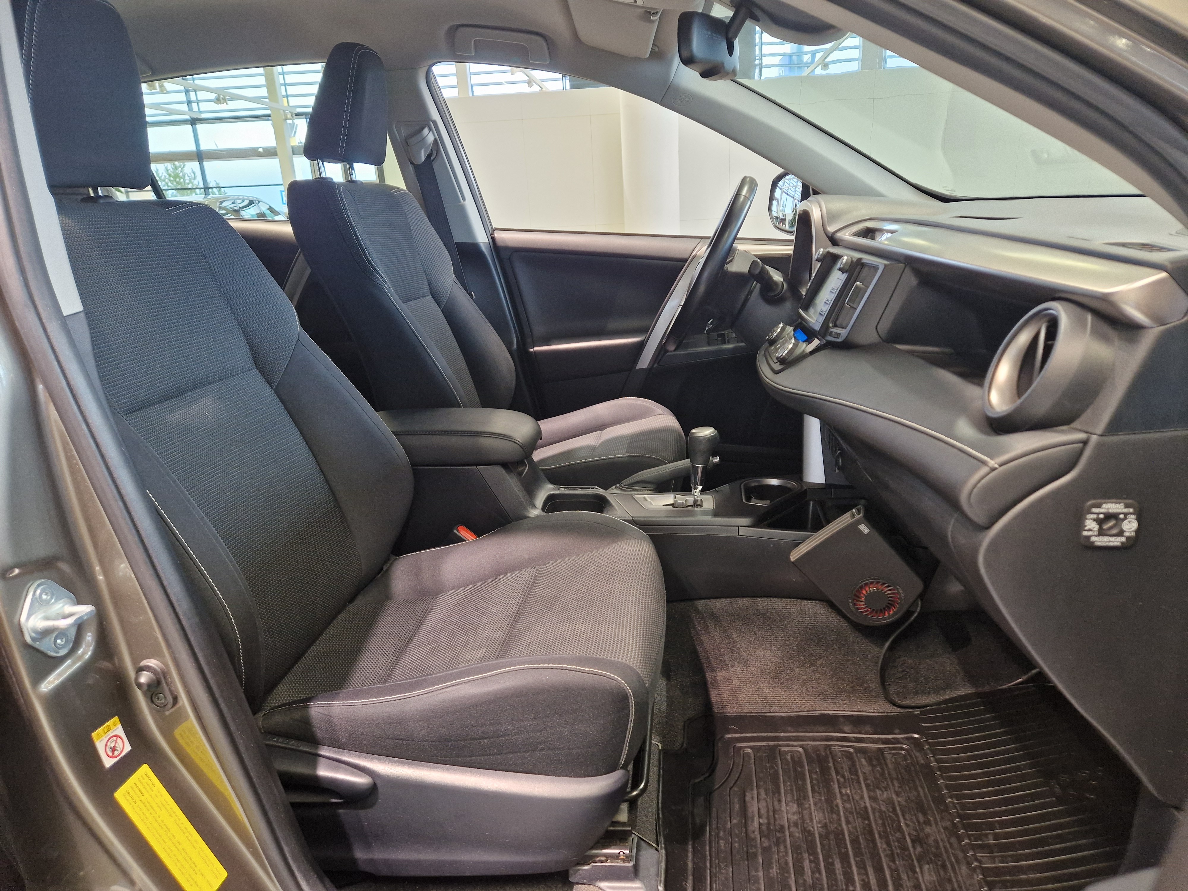 Toyota RAV4 2,5 HYBRID FWD ACTIVE