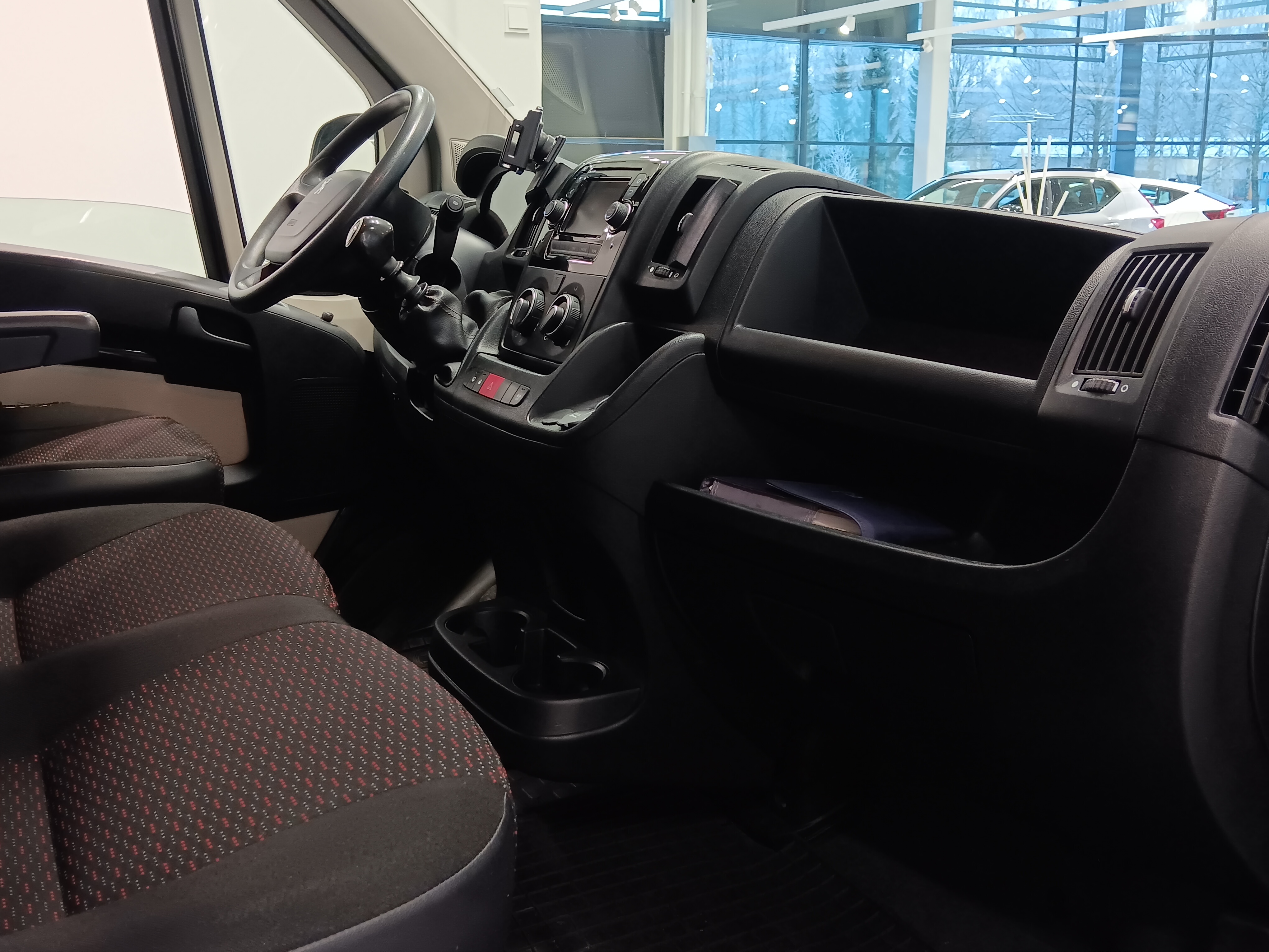 Peugeot BOXER 335 L2H1 BLUEHDI 110