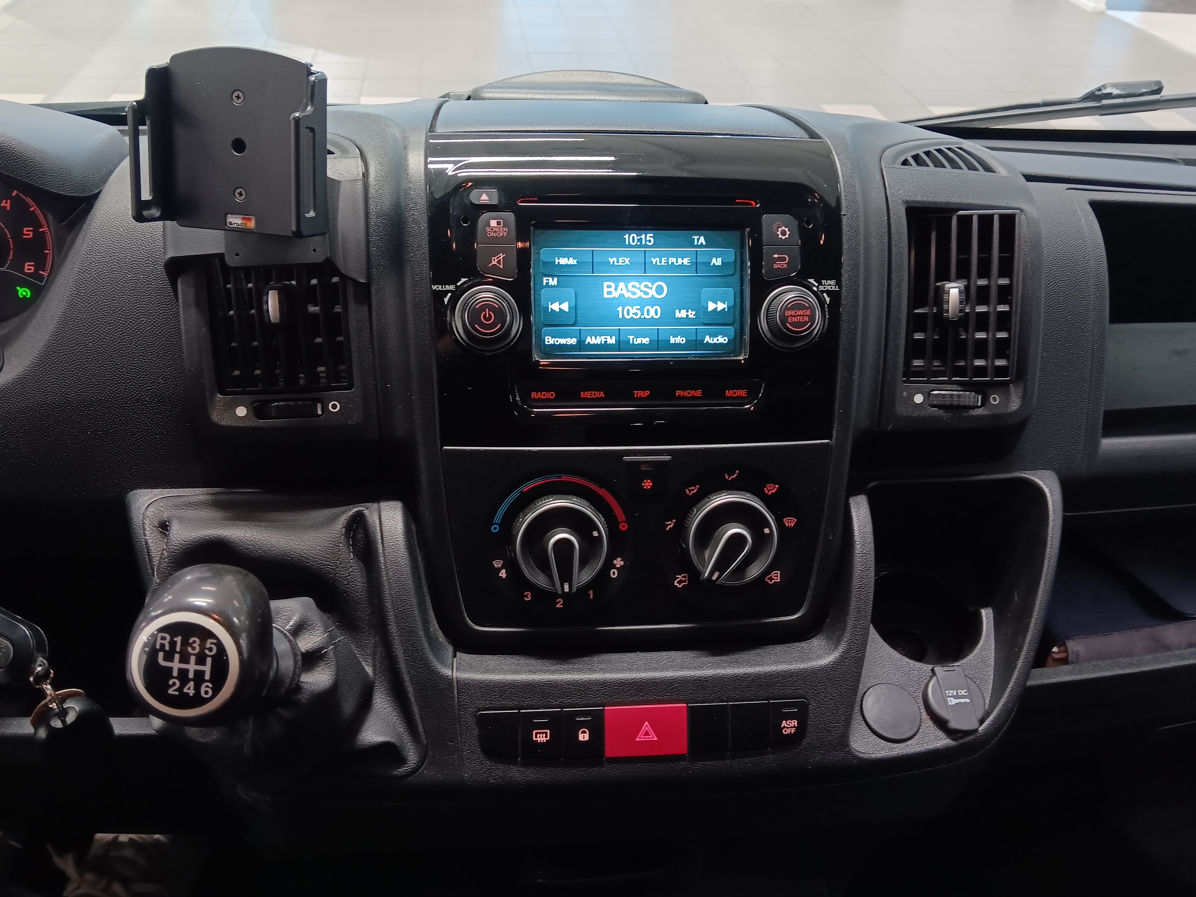 Peugeot BOXER 335 L2H1 BLUEHDI 110