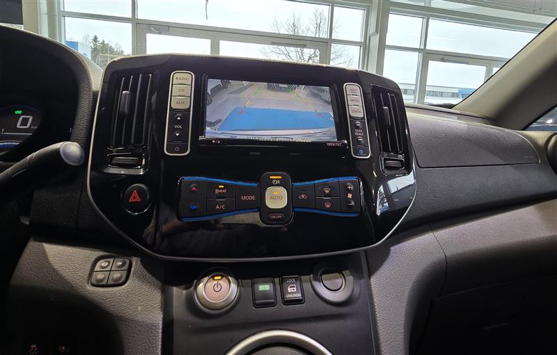 Nissan E-NV200 VAN A/T PREMIUM 40 KWH BLIND FD BLIND DSD FI