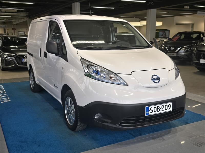 Nissan E-NV200 VAN A/T PREMIUM 40 KWH BLIND FD BLIND DSD FI