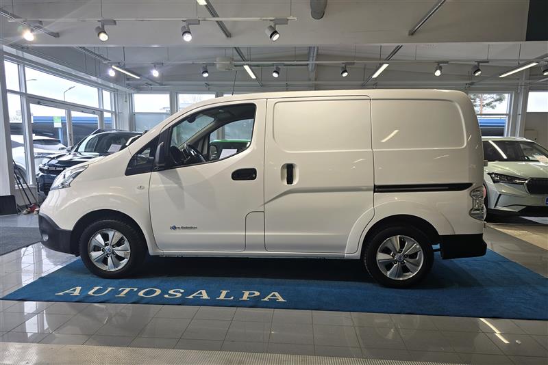 Nissan E-NV200 VAN A/T PREMIUM 40 KWH BLIND FD BLIND DSD FI