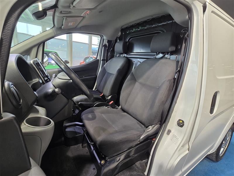Nissan E-NV200 VAN A/T PREMIUM 40 KWH BLIND FD BLIND DSD FI