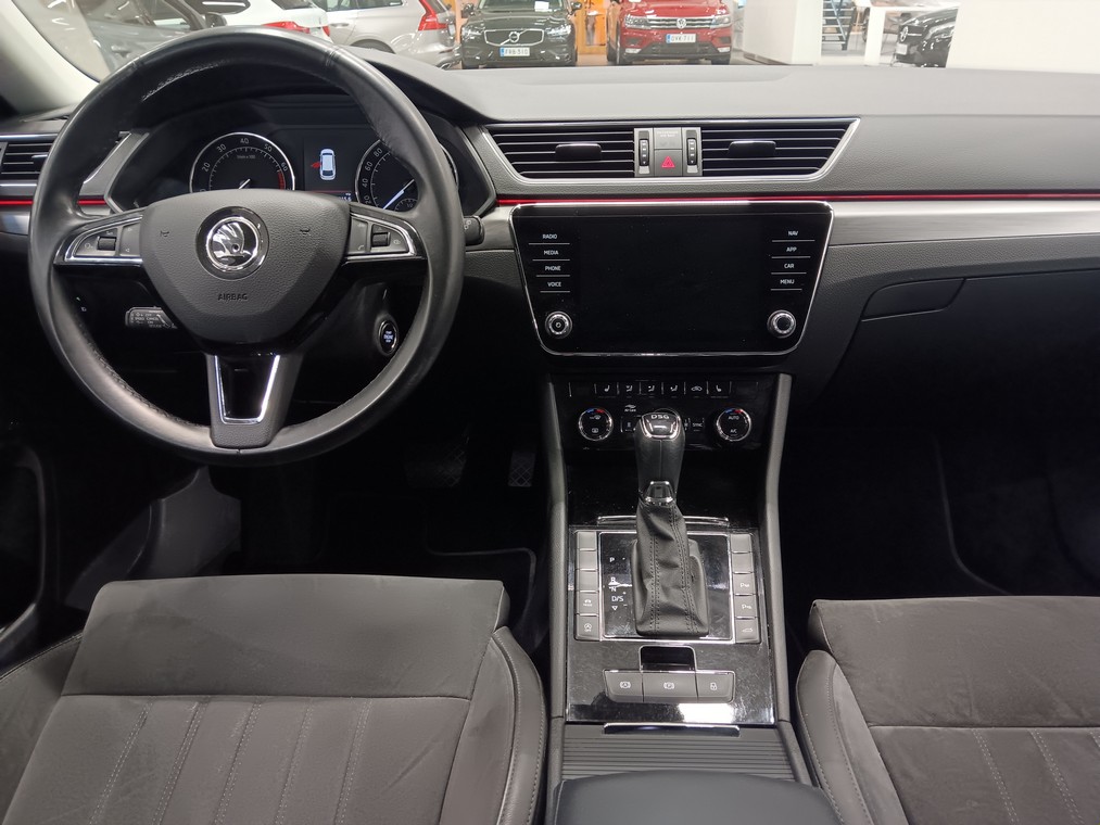 Skoda SUPERB COMBI 1,4 TSI ACT STYLE BUSINESSLINE DSG AUTOM.