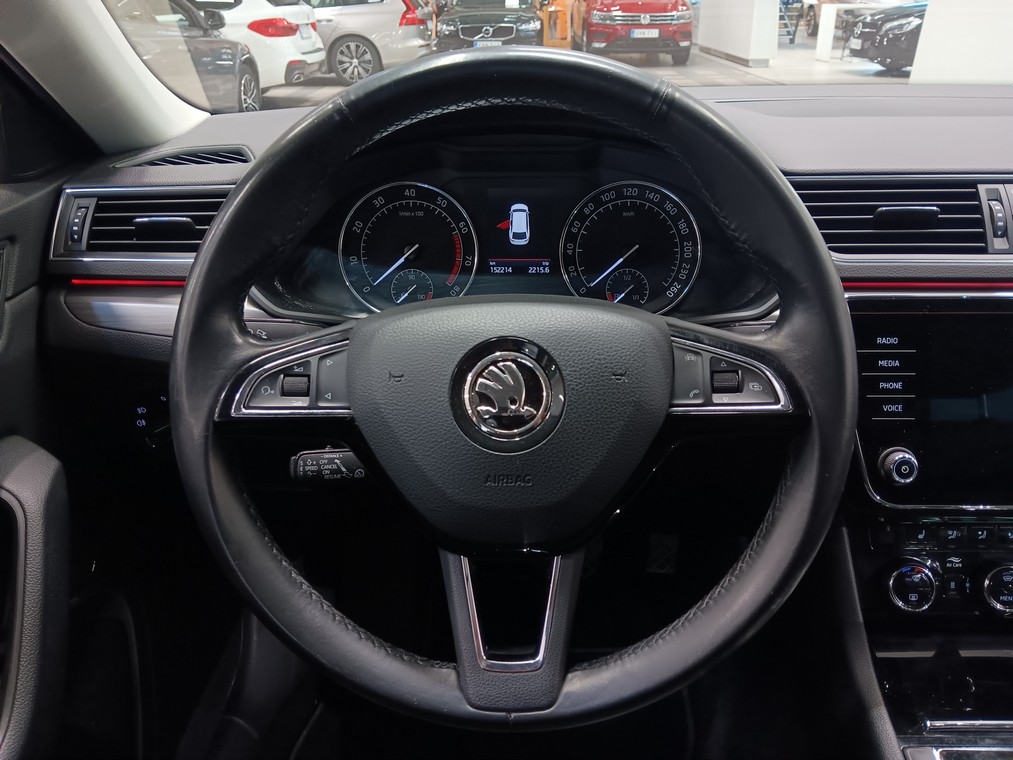 Skoda SUPERB COMBI 1,4 TSI ACT STYLE BUSINESSLINE DSG AUTOM.