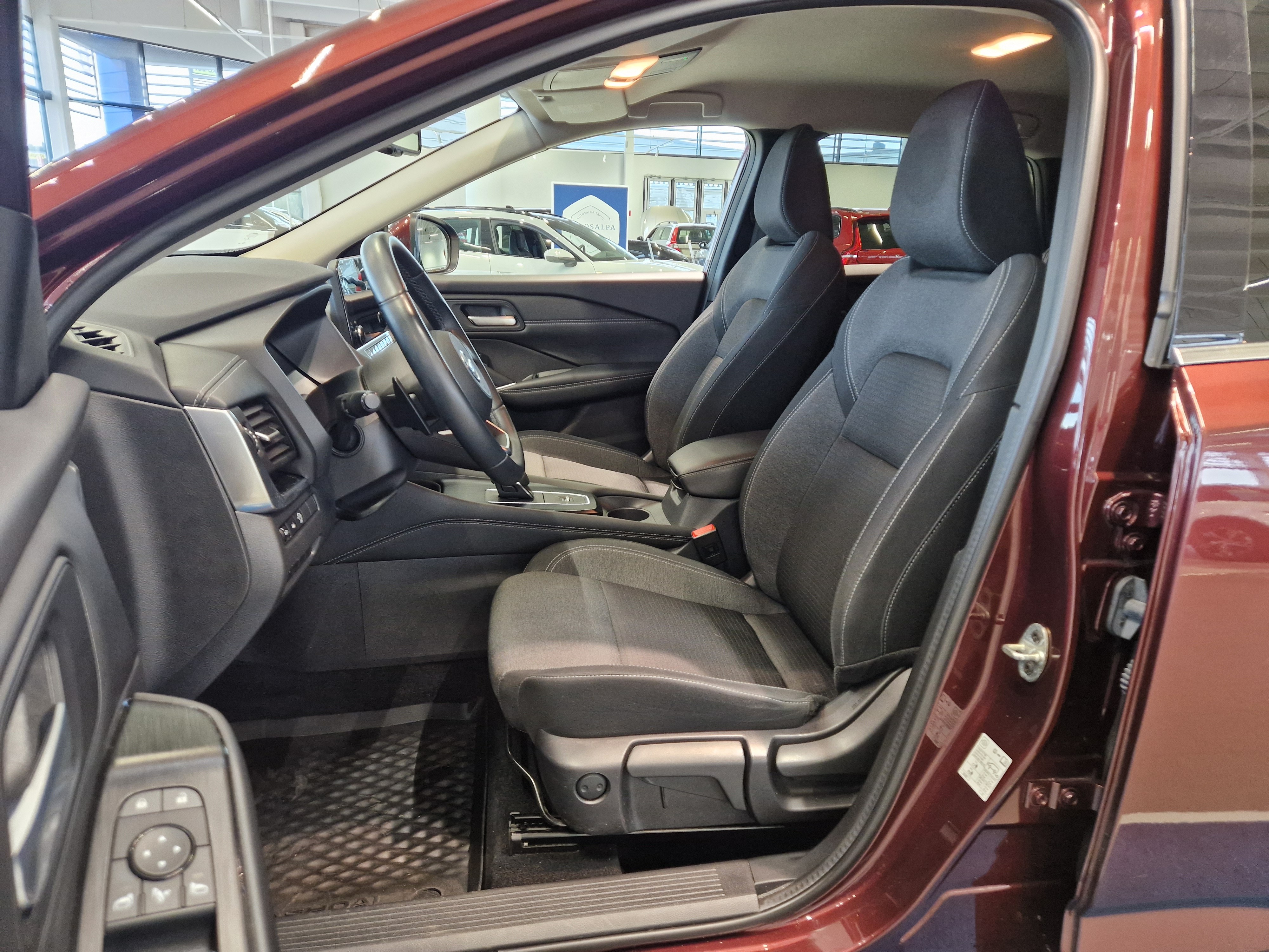 Nissan QASHQAI MHEV 158 XTRONIC 2WD N-CONNECTA 7 TFT