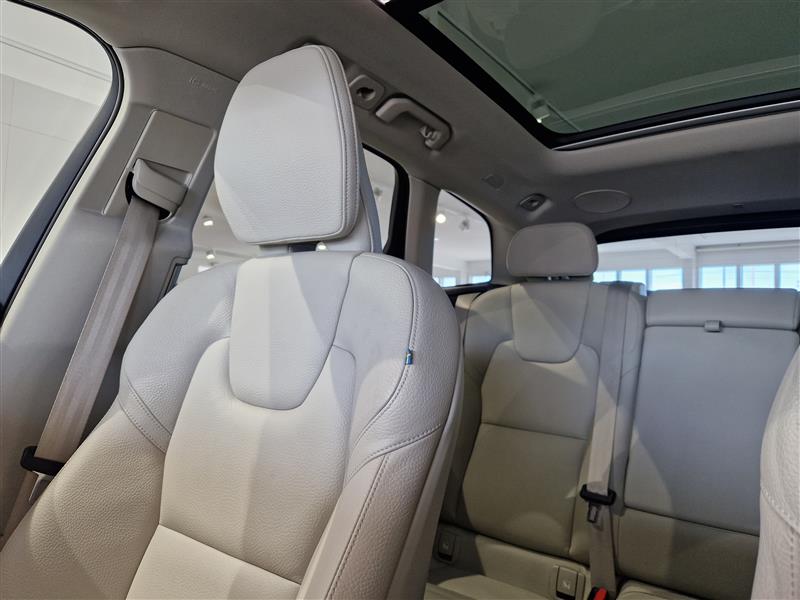 Volvo XC60 T8 AWD LONG RANGE HIGH PERFORMANCE INSCRIPTION EDI