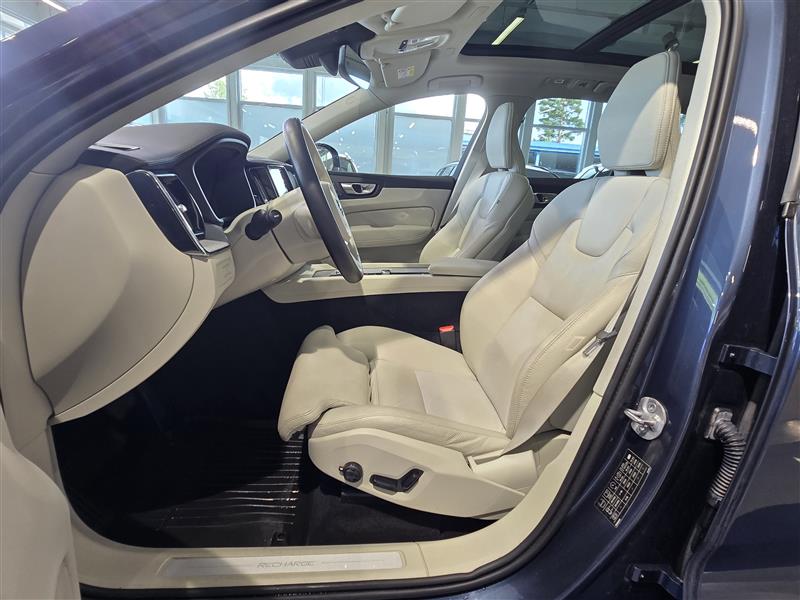 Volvo XC60 2024, kuva 7/28