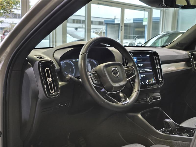 Volvo XC40 T4 TWE PLUS DARK AUT.