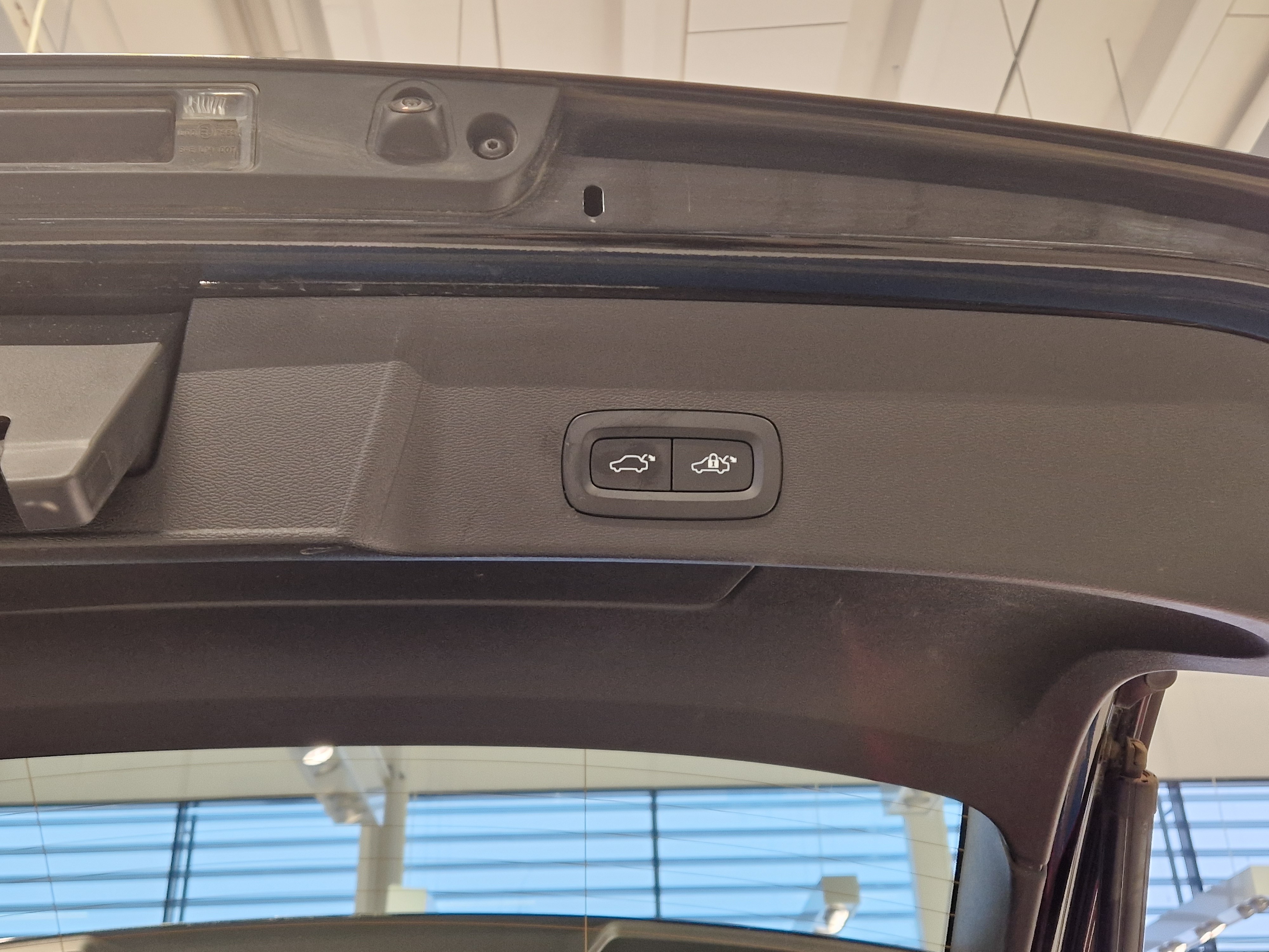 Volvo XC40 T5 TWE PLUS DARK TAKUU 24KK/40TKM