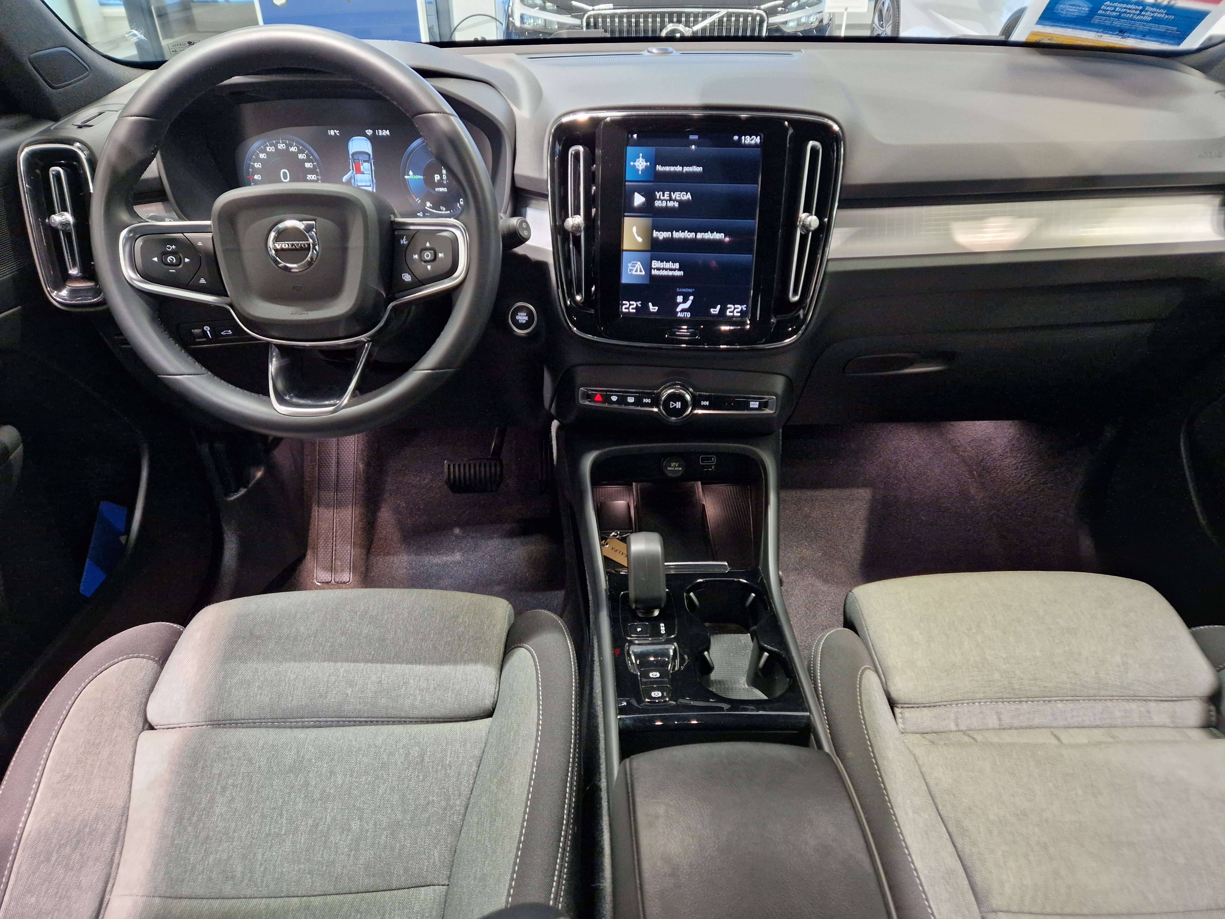 Volvo XC40 T5 TWE PLUS DARK TAKUU 24KK/40TKM