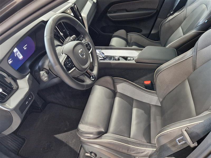 Volvo XC60 T8 AWD LONG RANGE HIGH PERFORMANCE PLUS DARK EDITI