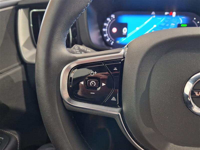 Volvo XC60 T8 AWD LONG RANGE HIGH PERFORMANCE PLUS DARK EDITI