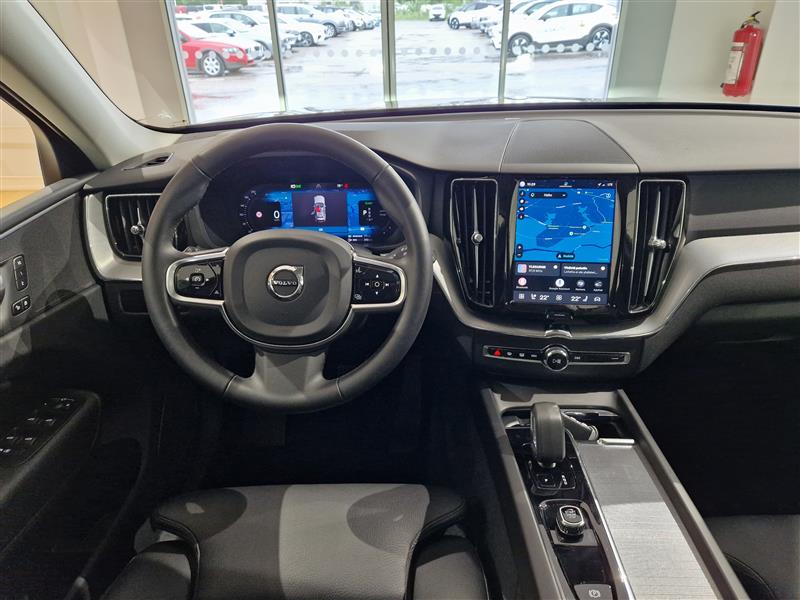 Volvo XC60 2024, kuva 6/27