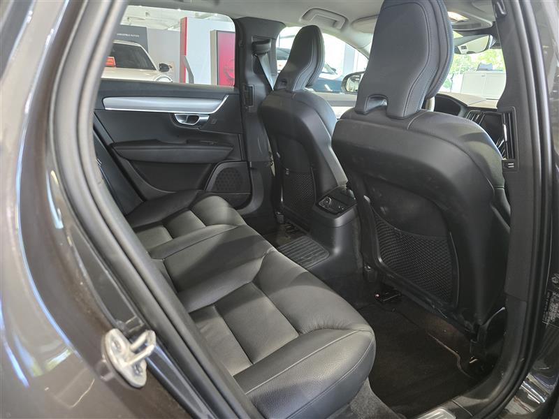Volvo V90 T6 AWD LONG RANGE PLUS BRIGHT TAKUU 24KK/40TKM.